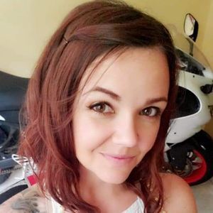 Meet your Posher, Cassandra